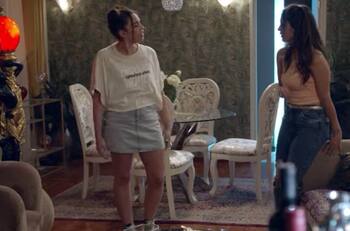 "Estai haciendo un show de celos": La discusión de Rubí y Maca en "Edificio Corona" que hizo explotar las redes sociales