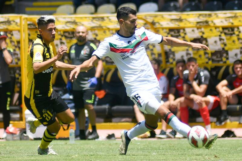 José Bizama deberá ser operado por corte de ligamentos y daños en sus meniscos. Foto: Aton.