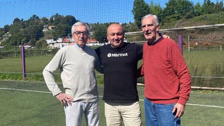 Excampeón del fútbol chileno reapareció sorpresivamente tras infarto cerebral: “Es una felicidad inmensa”