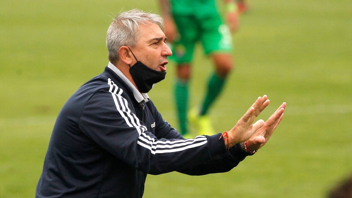 Tras un año sin dirigir, Giovagnoli se ilusiona con volver al fútbol chileno: "Si es en un grande, mejor"