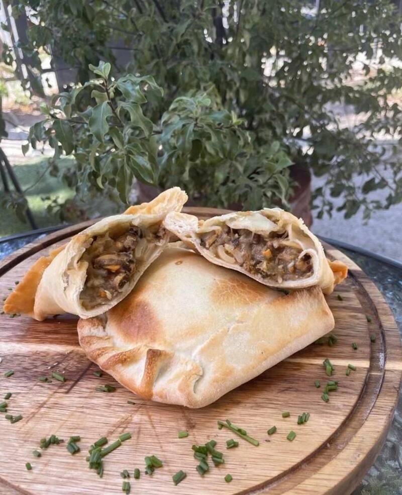 La empanada es fuente de inspiración para realizar buenas payas. (Crédito: Instagram La Temucana)
