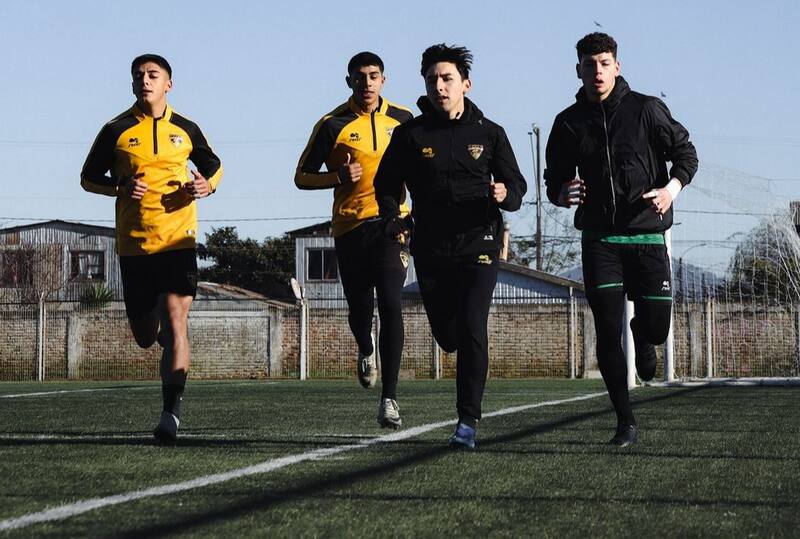 perdió tres puntos por sueldos impagos. Foto: @fernandezvial