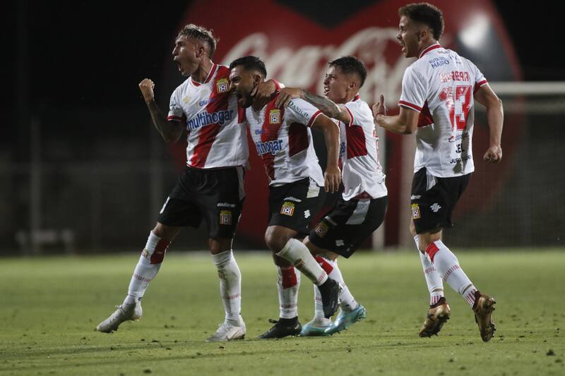 La Conmebol ya habría comunicado a la Federación de Fútbol de Chile el escenario confirmado para el partido ante los paraguayos.