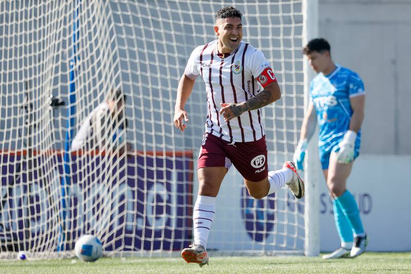 Los Papayeros vencieron 5-1 a los Caturros en cuartos de final de Copa Chile. /Photosport