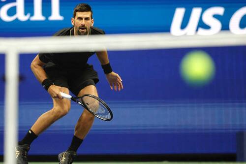 Novak Djokovic es inmortal: avanzó a cuartos del US Open y cosechó nuevos récords