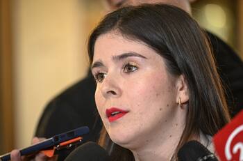 ¿Quién es Chiara Barchiesi, la diputada acusada de casarse en medio del toque de queda por incendios en Viña del Mar?