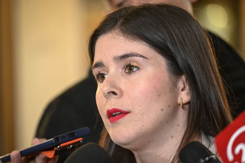 Según la información, la fiesta se habría celebrado bajo toque de queda.