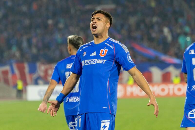 Fabián Hormazábal en el triunfo de la U. Foto: Felipe Escobedo.