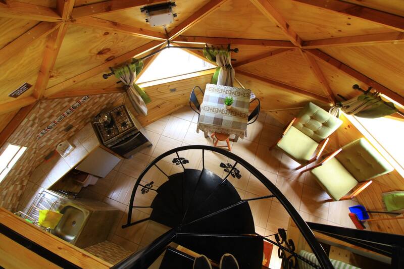 El recinto cuenta con habitaciones full equipadas con capacidad para entre 1 y 5 personas. Créditos: Instagram.