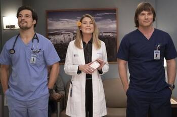 "No merecía ese final": Fanáticos de "Grey's Anatomy" reaccionaron y sufrieron por nueva muerte en la serie