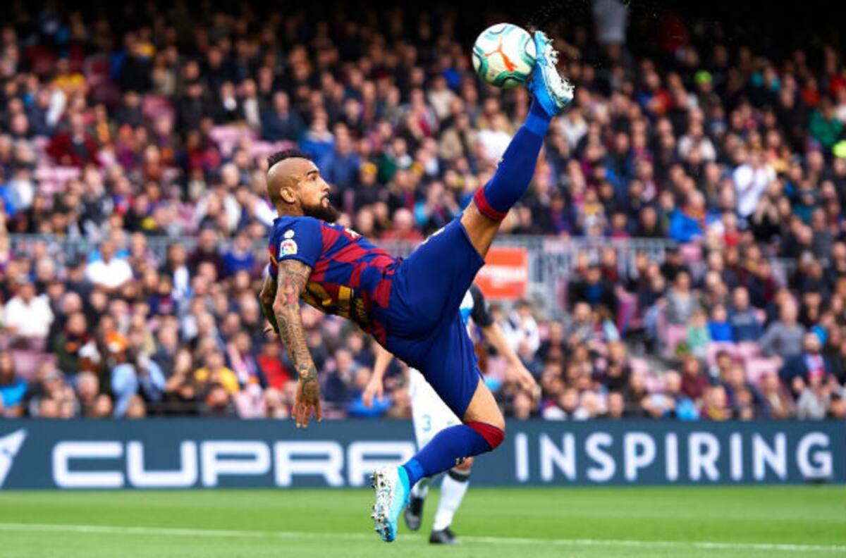 Arturo Vidal pierde terreno en el Barcelona de la mano de Arthur