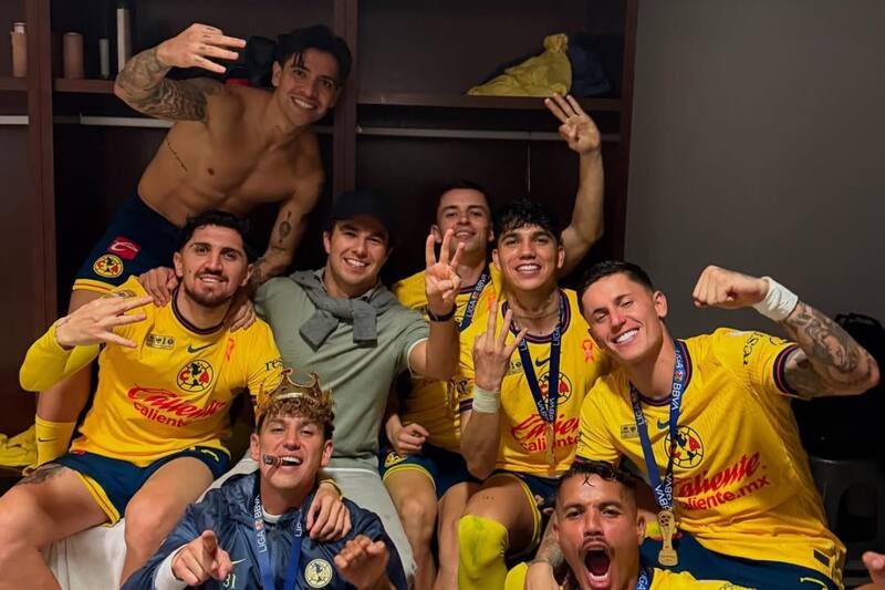 Víctor Dávila podría tener que cambiar de número ante un eventual homenaje del América a Cristóbal Ortega. (Foto: @ClubAmerica)