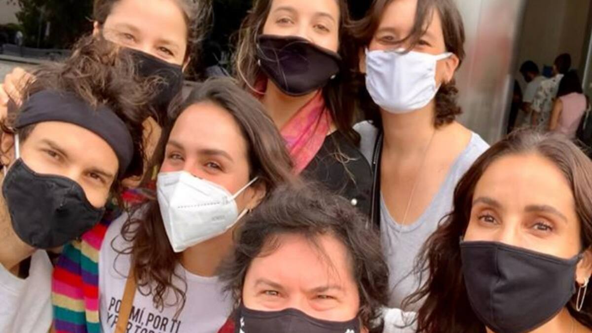 Así fue la votación en conjunto de Leonor Varela y Fernanda Urrejola desde Los Ángeles