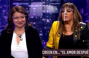 "Yo no soy sapa": El cruce de palabras que tuvieron Helhue Sukni y Claudia Pizarro denunciar las fiestas clandestinas