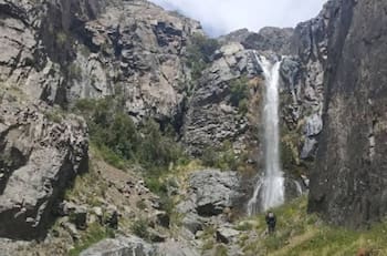 Esta espectacular quebrada cerca de Santiago es perfecta para visitar en el verano 2026 con amigos