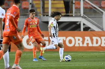 La insólita coincidencia del nuevo entrenador de Fernández Vial con Arturo Sanhueza