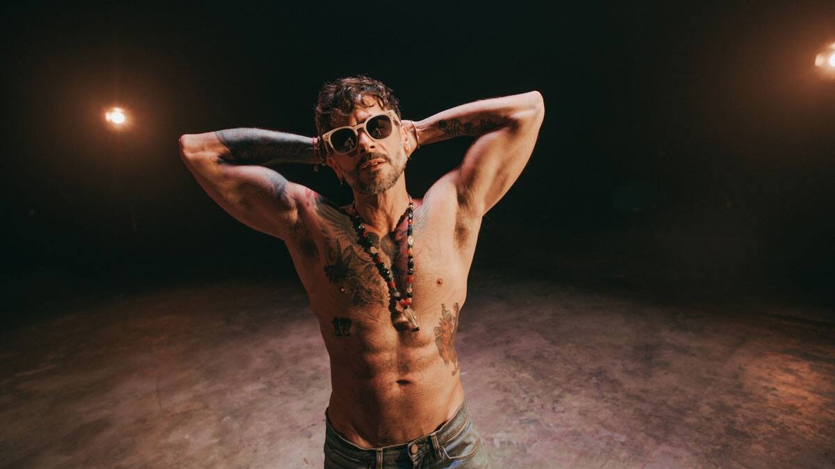 Pedro Capó cierra ciclos con "Tu fanático remix" y piensa en su nuevo álbum: "Siento que vengo con algo muy diferente y me emociona"