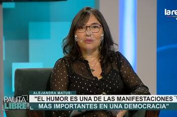 "Si se coarta el humor, la democracia es débil": Alejandra Matus se cuadra con "Políticamente Incorrecto" ante comunicados de las FFAA