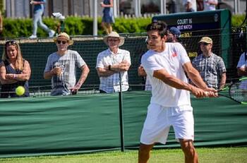 Fuertes lluvias obligaron a retrasar partido de Cristian Garín en el ATP 250 de s-Hertogenbosch