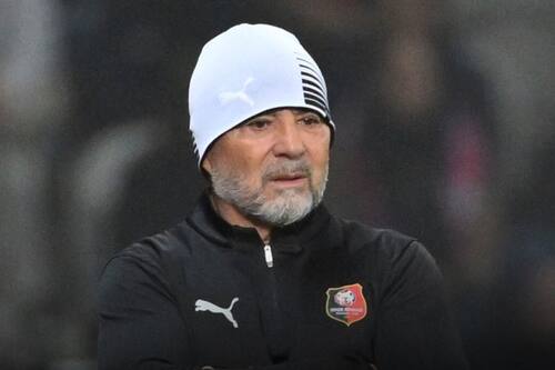 Duro golpe para Jorge Sampaoli: ex DT de La Roja vive primer papelón en su regreso a Francia