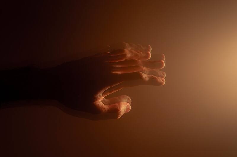 Este trastorno degenerativo no tiene cura y afecta más a los hombres que a las mujeres en el mundo.