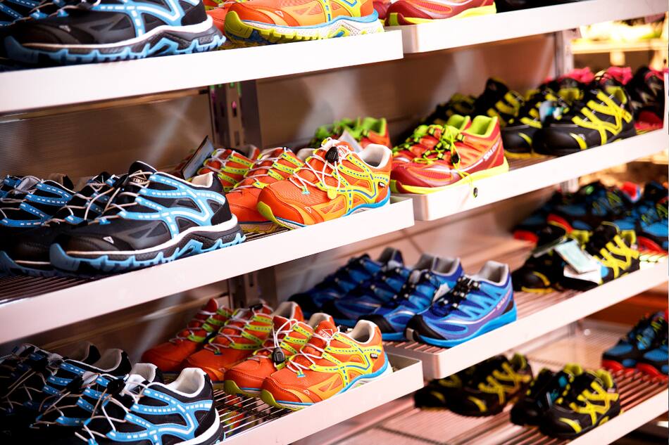 Nike Puma Adidas y mas Descuentos de hasta un 73 en zapatillas este Cyber Monday en Ripley En Cancha