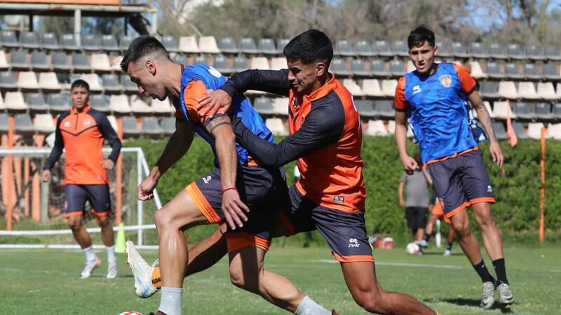Cobreloa está cerca de concluir su mercado de fichajes: faltan solo dos jugadores para cerrar el plantel