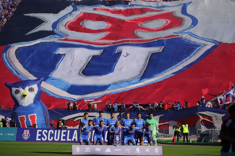 Universidad de Chile en el Clásico Universitario.