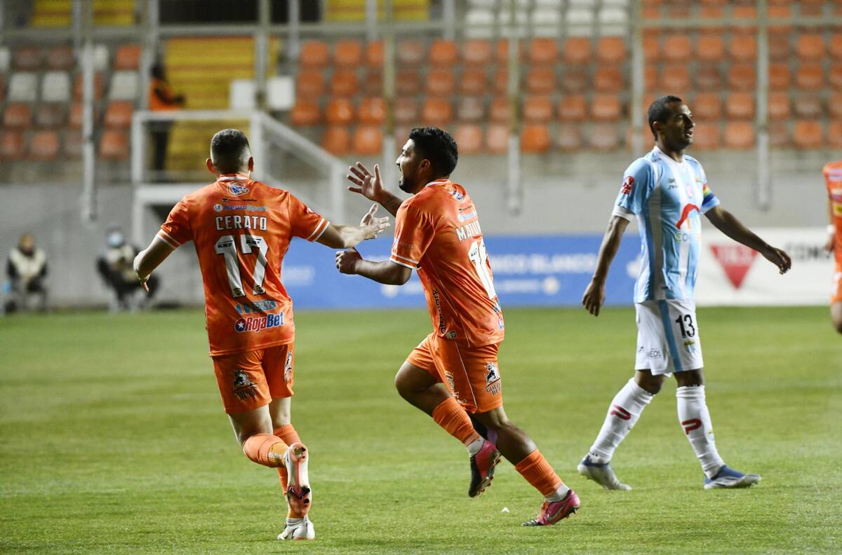"Quizás me caí con el viento": Capitán de Magalllanes estalla por supuesto penal no cobrado ante Cobreloa