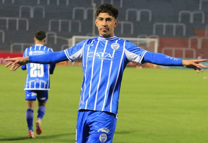 El delantero uruguayo viene de jugar en Godoy Cruz