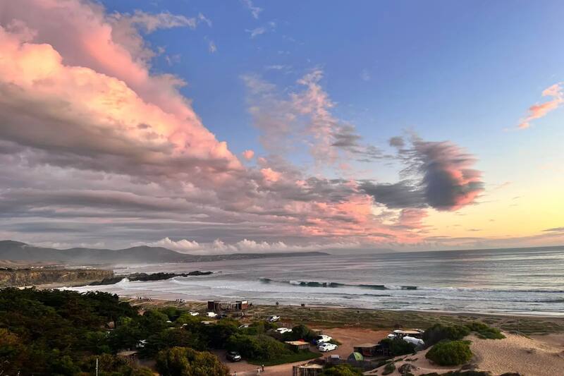 El lugar es perfecto para escaparse del estrés de la ciudad en familia o con los amigos este verano. Créditos: Camping Chivato.