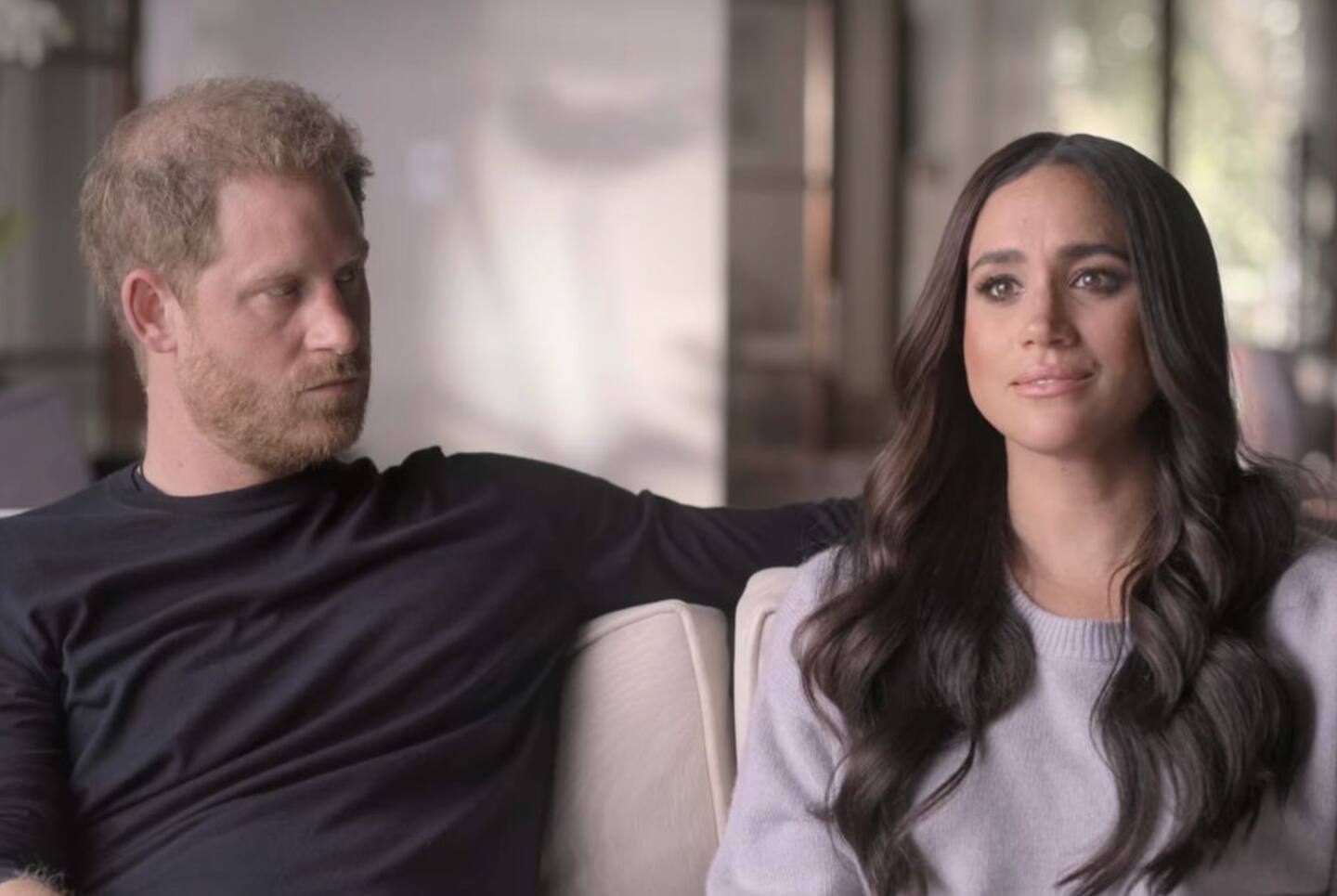 El duque y la duquesa de Sussex en confesionario de su docuserie