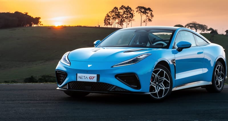 Fabricante de autos chinos de lujo, enfrenta una dura crisis económica.