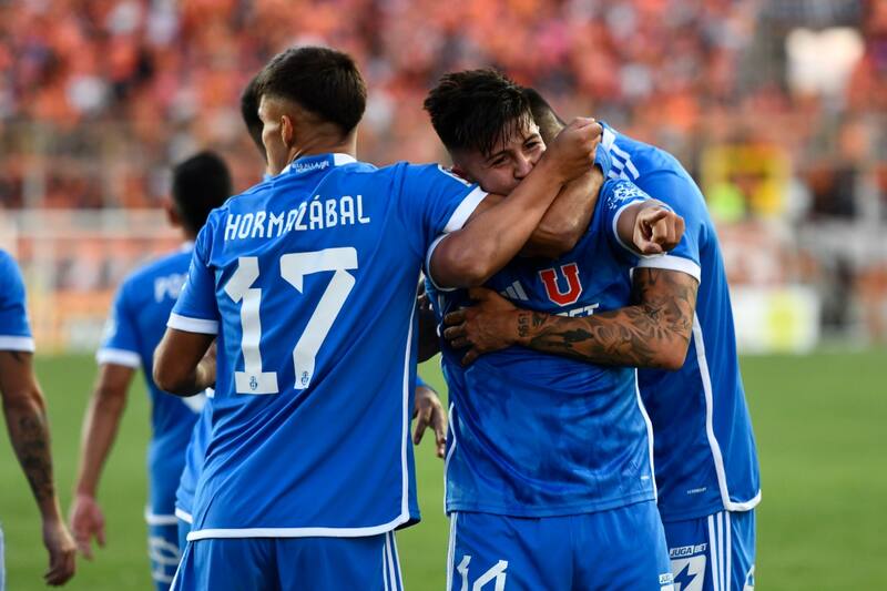El jugador de la U marcó un gol en la victoria de la U. Foto: Aton.