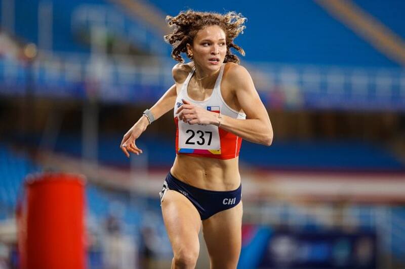 Martina Weil, la gran figura del atletismo chileno este año.