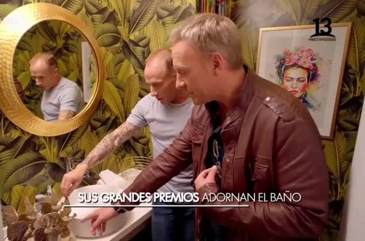 Sebastián Keitel muestra su casa y el insólito baño que sorprendió a Martín Cárcamo en “De Tú a Tú”