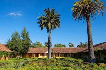 Este hotel queda a 1 hora de Santiago y es perfecto para visitar el fin de semana largo: Es ideal para liberar el estrés