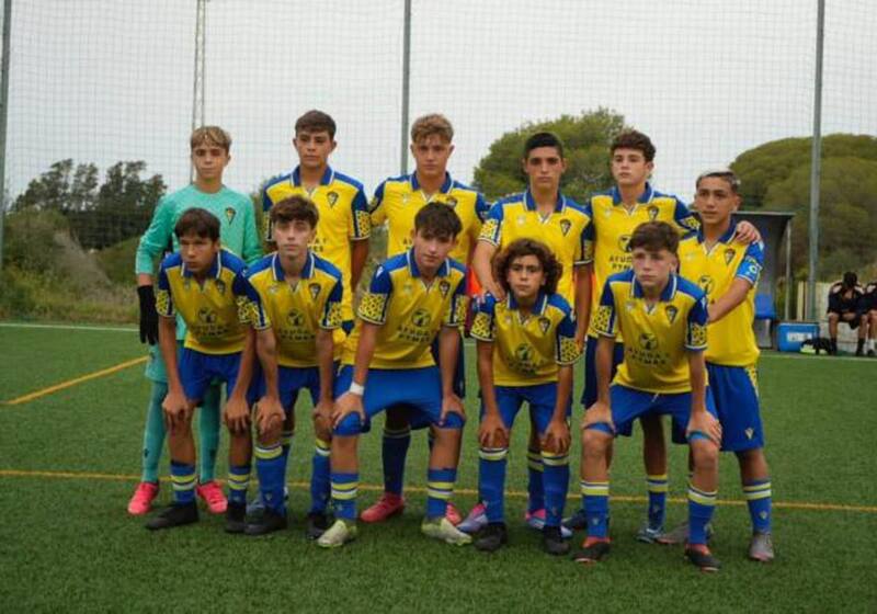 El equipo infantil del Cádiz dio la vuelta al mundo.