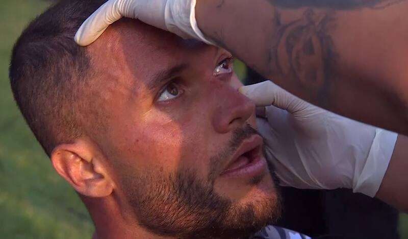 El ganador de Tierra Brava debió ser atendido por paramédicos. Créditos: Canal 13