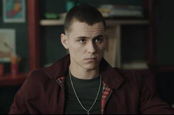 "De verdad chicos, no puedo": Arón Piper sufrió acoso por fanáticos en el sur de Chile