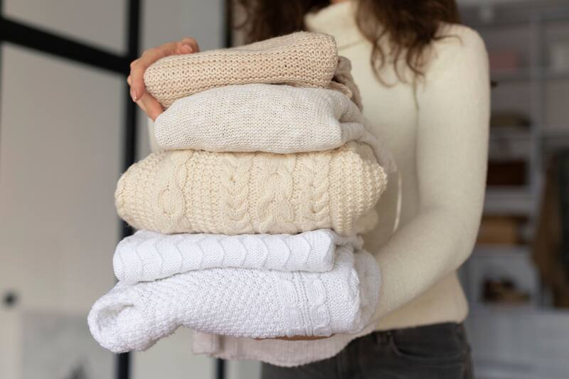 Conoce cómo evitar los pelos y estática en la ropa.