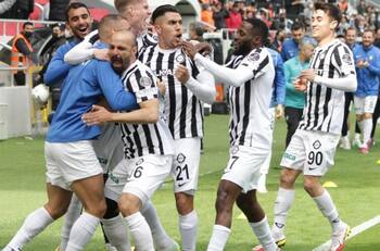 VIDEO | César Pinares fue figura en el triunfo de Altay y se lució con perfecta asistencia