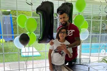 El emotivo saludo de cumpleaños de Arturo Vidal a su hijo Alonso