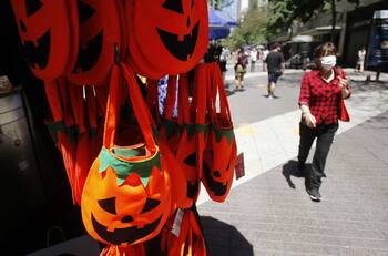 Halloween y Día de Todos los Santos: cuáles son las medidas que informó el Minsal contra el Covid-19