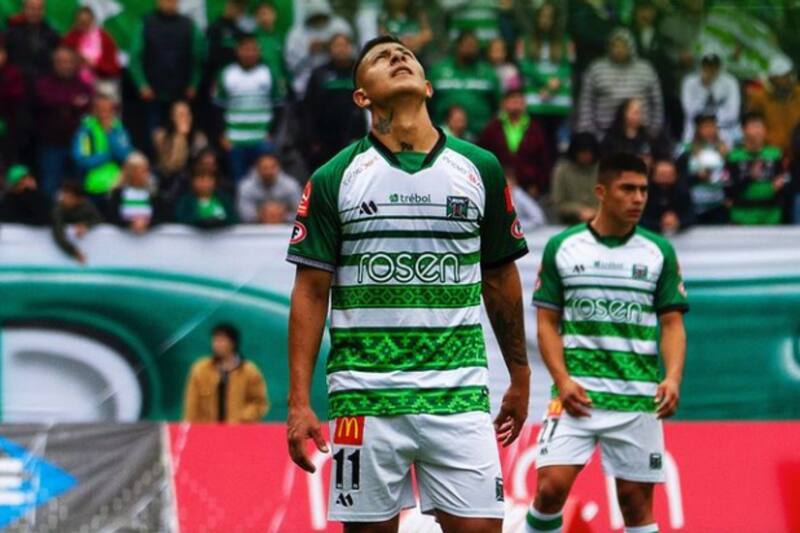 Deportes Temuco sufrió una escandalosa goleada ante Deportes Antofagasta. Crédito: @deportes_temuco_oficial.