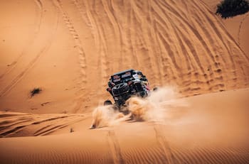 Chaleco López gana la Etapa 10 del Rally Dakar y Cornejo completa una negra jornada