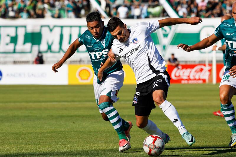 Lucas Cepeda en el partido de hoy contra Santiago Wanderers. Foro: Martin Thomas/Photosport