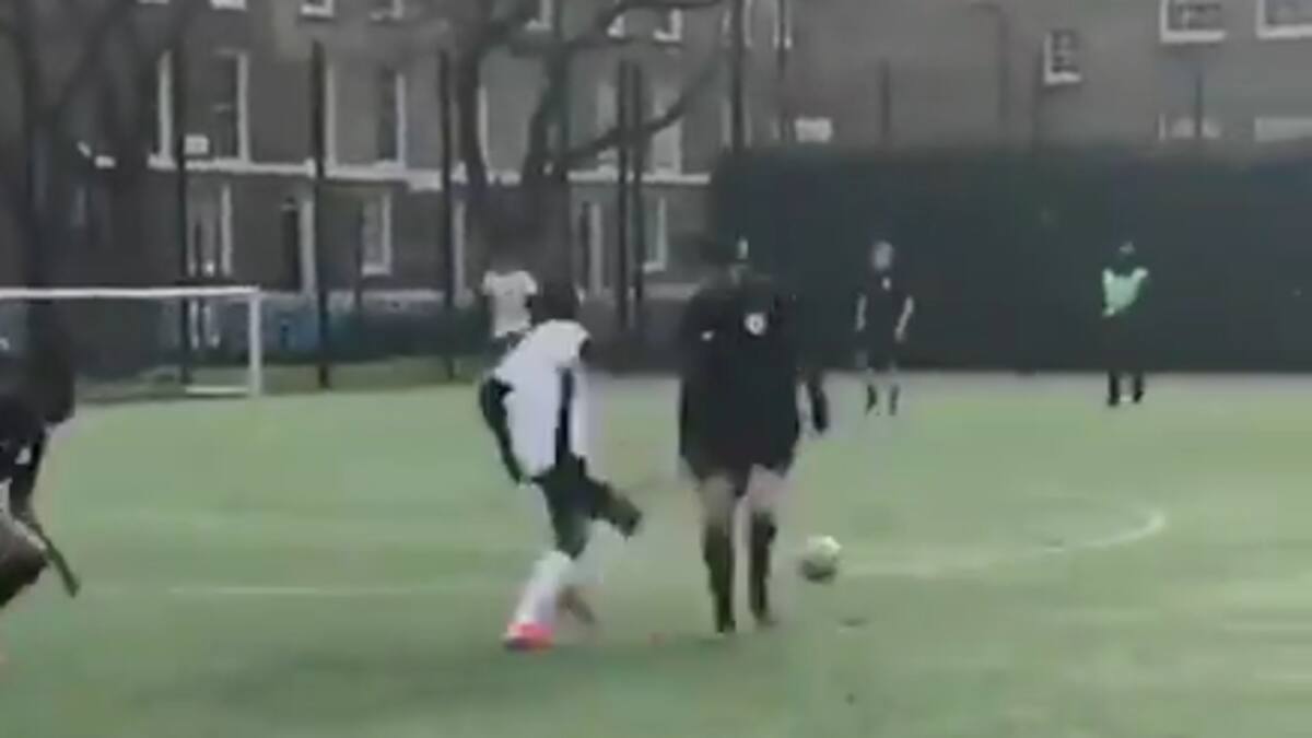 El tremendo caño que le metieron a Kaká en un amistoso