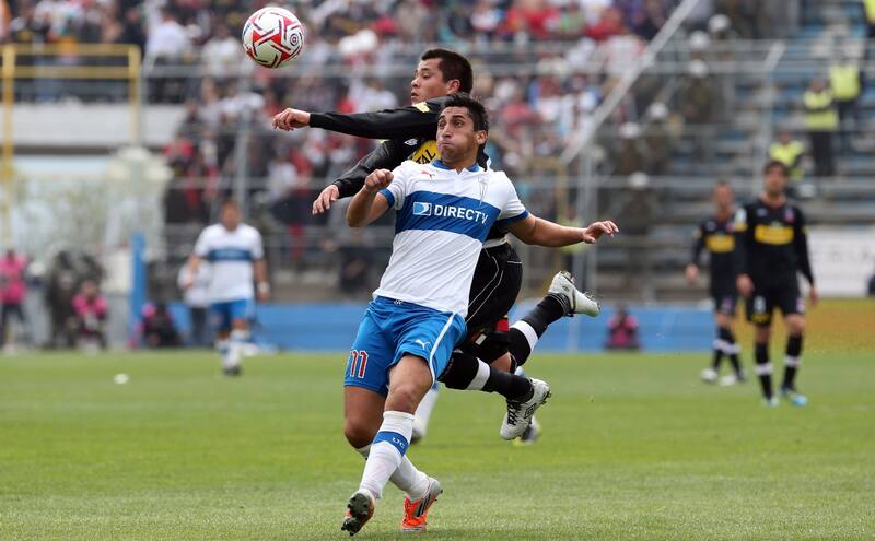 defendiendo a la UC. Foto: Agencia Aton.