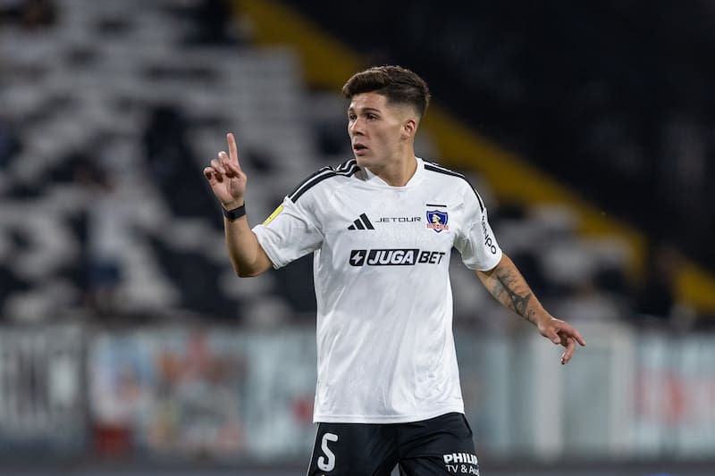 El volante se convirtió en una pieza clave de Colo Colo. Foto: Felipe Escobedo / En Cancha